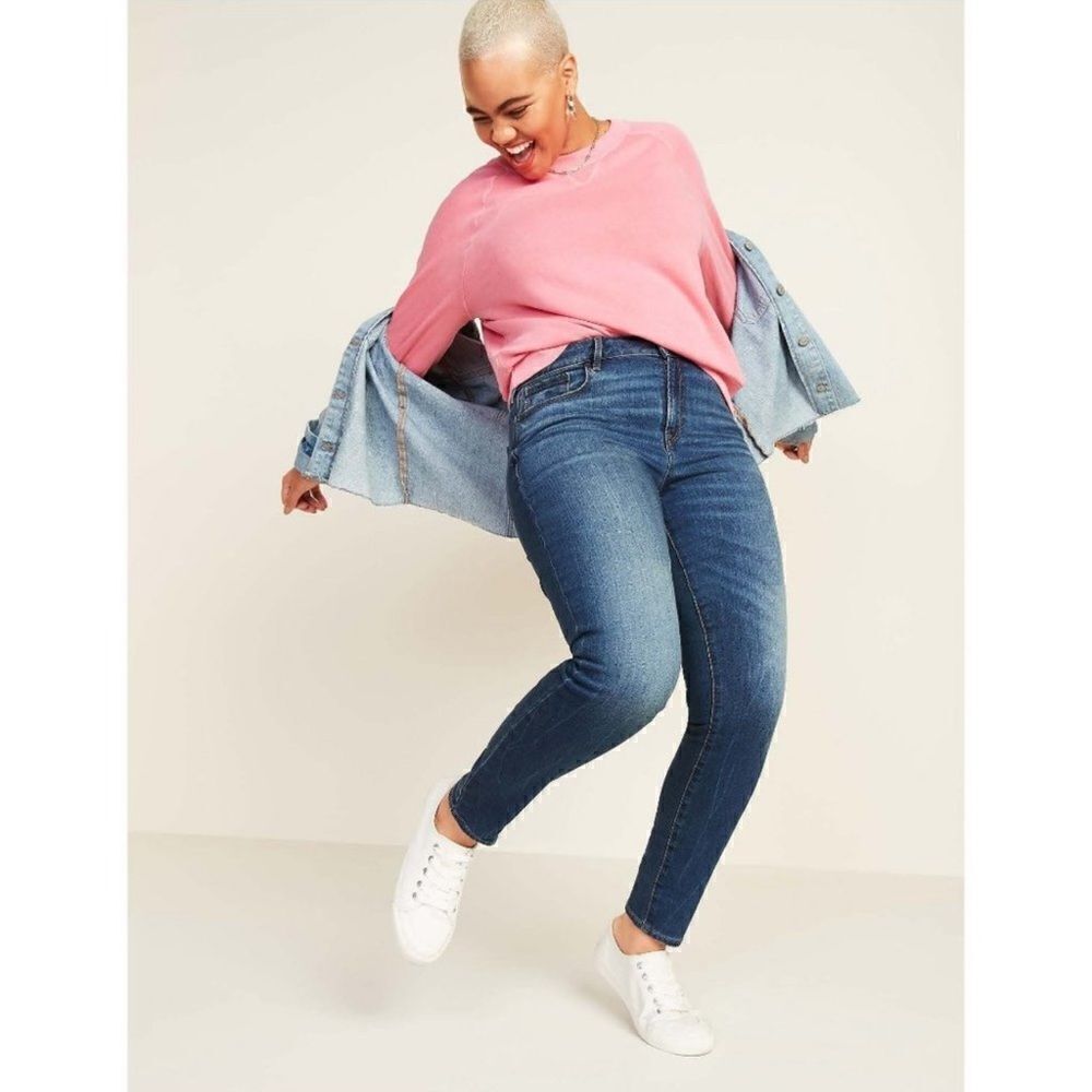 NWT Old Navy Mid Rise Pop Icon Skinny Jeans Woman’s Plus Size 28